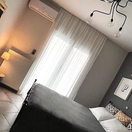 48 Downtown Lofts Nea Peramos (Macedonia) Exterior foto